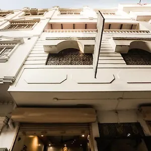 Aakash Ganga Hotel Varanasi
