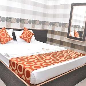 Addhuri Comforts Inn Mysore